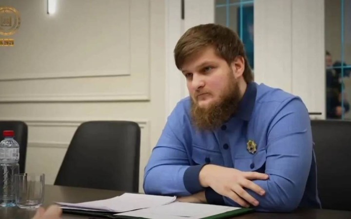 Рамзан Қадыровтың ұлына "Шешенстан Батыры" атағы берілді