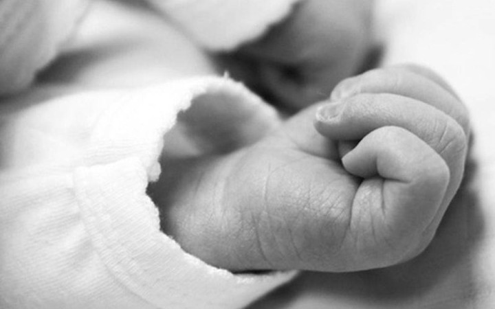 Түркістан облысында бойжеткен жаңа туған сәбиді әжетханаға тастаған