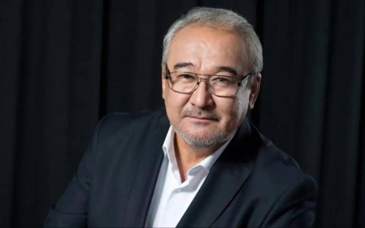 "Анашым" әнін енді орындай алмаймын": Нұрлан Өнербаев себебін түсіндірді