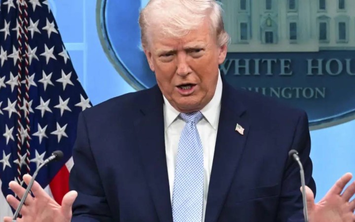 Трамп АҚШ-та төтенше жағдай жариялады