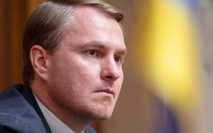 Украина бас прокуроры отставка туралы өтінішінен кейін елден шығып кетті