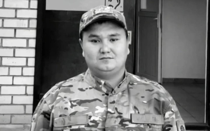 БҚО-да өрт сөндірушіні бала күнгі досы көлікпен қағып мерт қылды