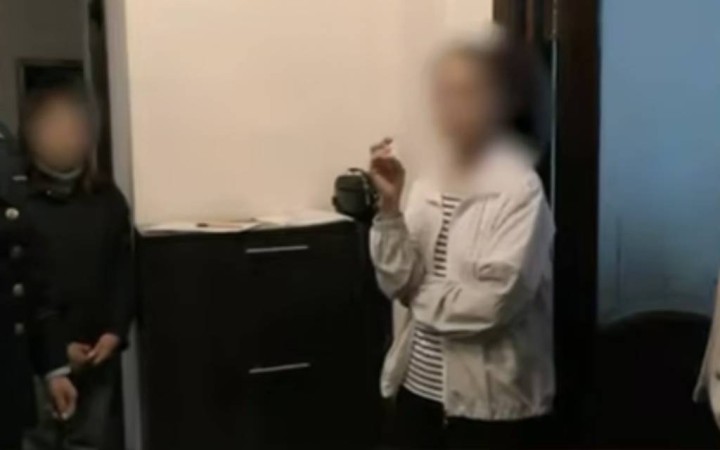 Астанада апалы-сіңлі күйеулерімен бірге кәмелетке толмағандарды жезөкшелікке тартқан