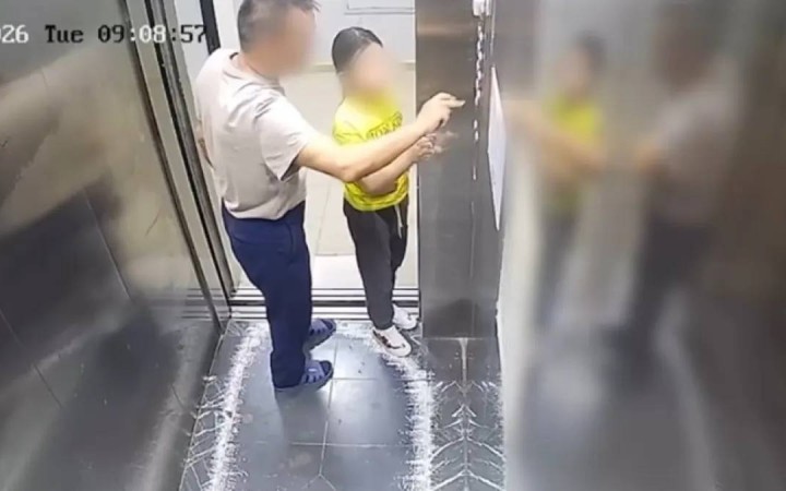 Шымкентте 8 жастағы қызға тиіскен көпбалалы әке сотталды