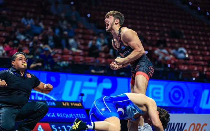 Айбек Айтбеков пен Юсуф Ашрапов U23 әлем чемпионатында алтын алды