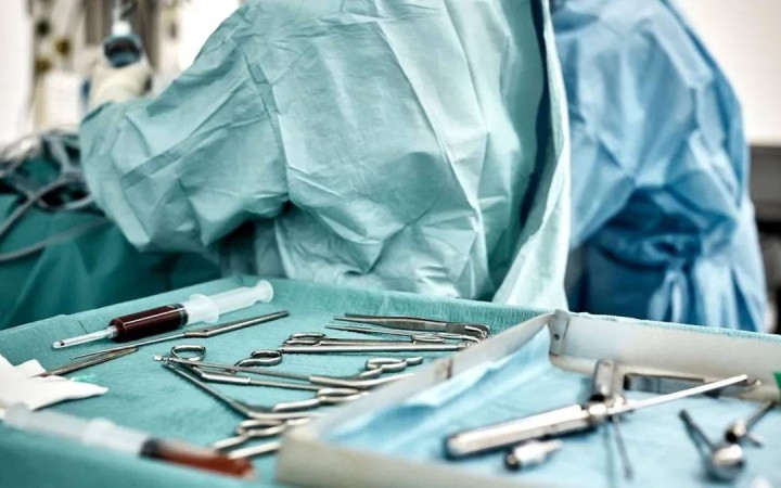 Оралда 10 жастағы қыздың асқазанынан 620 грамм шаш алынды