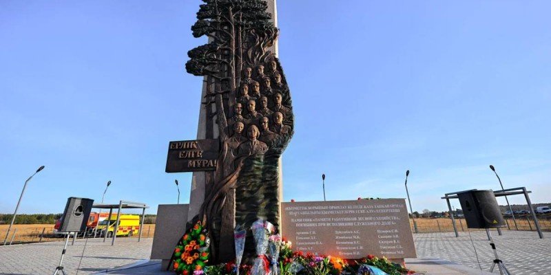 Абай облысында өрт сөндірушілер мен орманшыларға ескерткіш ашылды.