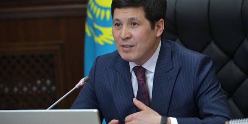 Әбілқайыр Сқақов Павлодардың атын өзгерткісі келмейді.