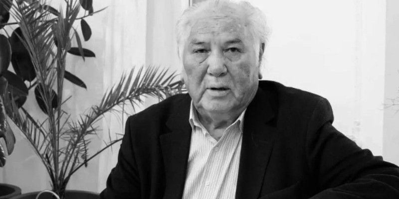 Жазушы Дулат Исабеков өмірден өтті.