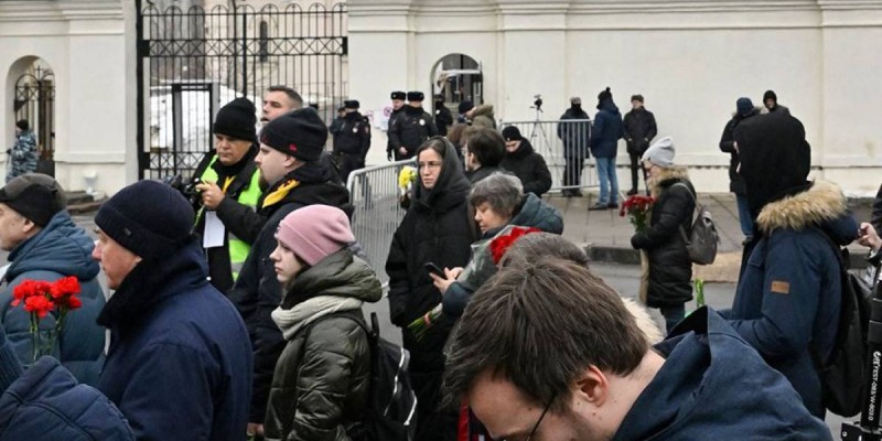 Мәскеуде бүгін саясаткер Алексей Навальныйды жерлеу рәсімі өтеді.