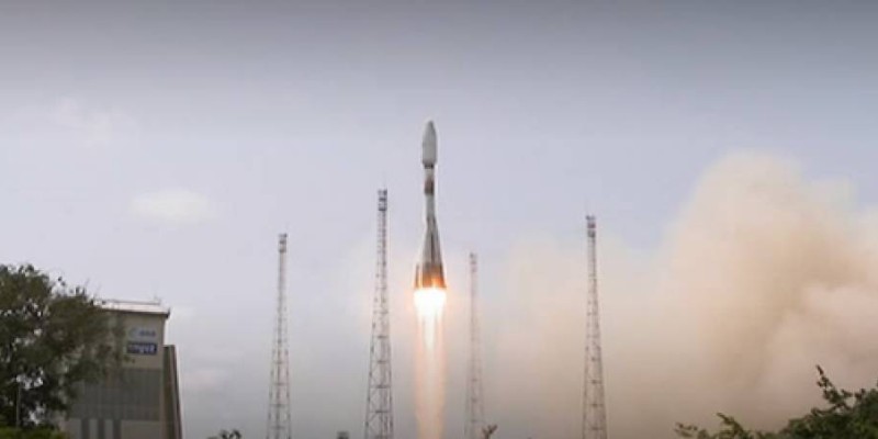 Бүкіл әлемді интернетпен қамтитын жер серігі ұшырылды (видео).