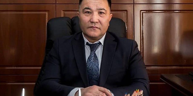 Назарбаевқа арнап ән жазған адам қала әкімі болып тағайындалды (видео).