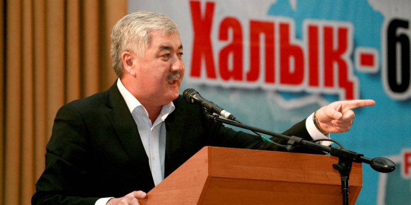 Әміржан Қосанов: Қазір халық пен оппозиция сөздері синоним болып кетті.