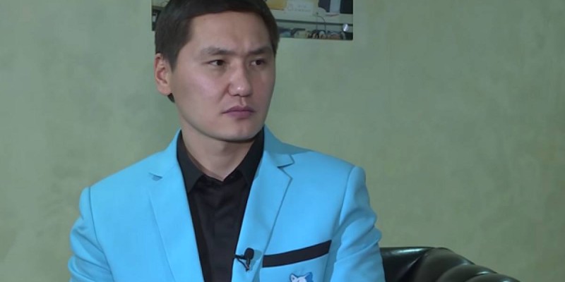 Бақтияр Артаев: АІВА-ның Өзбекстандық басшысы кетсін немесе АІВА жабылсын.