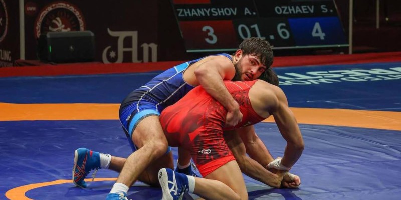 Грек-рим күресі: 3 палуанымыз Азия чемпионатының жартылай финалына шықты.