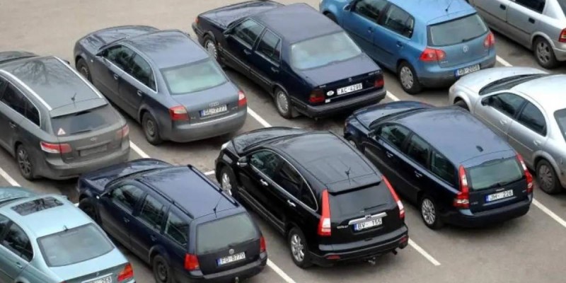 Алматы әуежайында тұрақ бағасының өсуіне жол берілмеді.