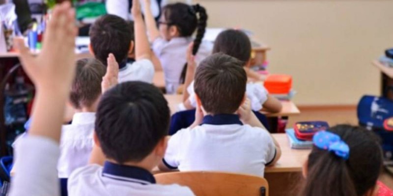 Аймағамбетов: Мұғалімдер вакцинациядан өтпесе, келесі жылы мектептер ашылмайды.