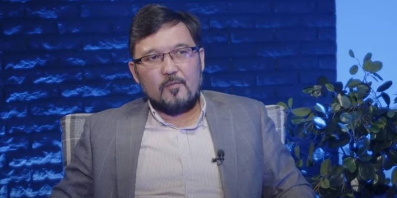 Ұларбек Нұрғалым неге Кемел Тоқаев туралы кітап жазғанын айтты.