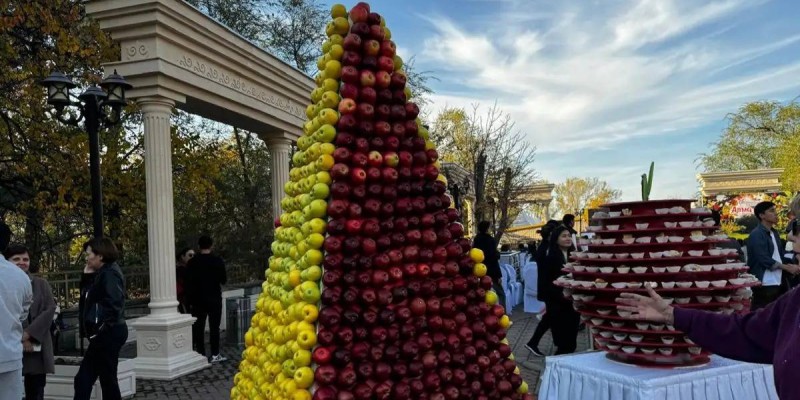 Алматыда Алма фестивалі өтті.