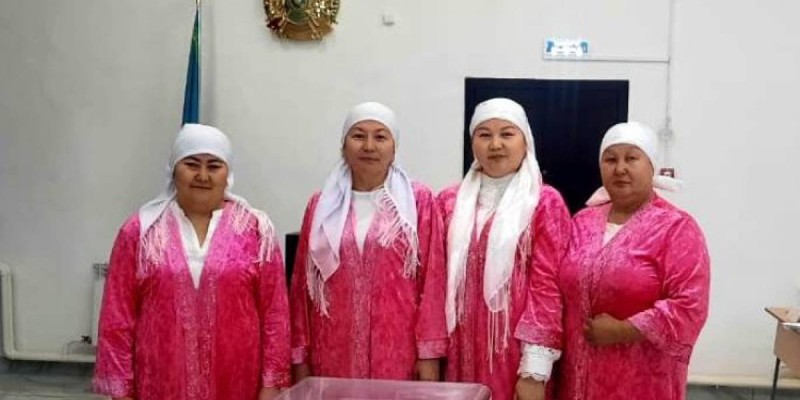 Баянауыл ауданында төрт келін дауыс беруге келді.
