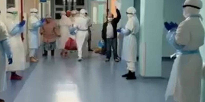 Астанада 93 жастағы кейуана коронавирустан жазылып шықты (видео).