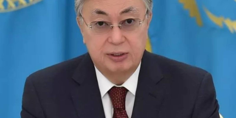 Тоқаев ұшақ апатынан қаза болғандардың отбасына көңіл айтты.