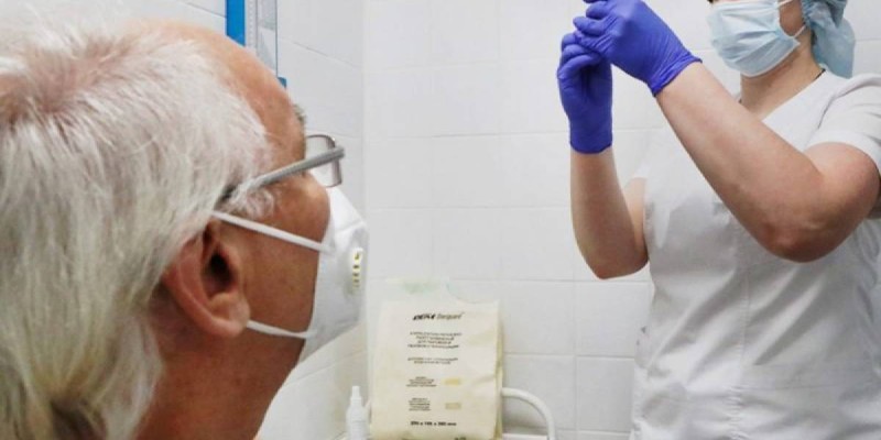 Сәуірде 65 жастан асқандар вакцина алады.