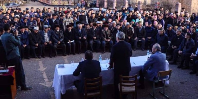 «Қалай тыныш ұйықтауға болады?»: Шешімін таппаған дүнген мәселесіне ел алаң.