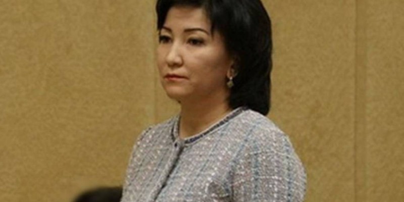 Атырауда облыс әкімінің бұрынғы орынбасары 5 млн теңге пара алған деп айыпталып, қамауға алынды.