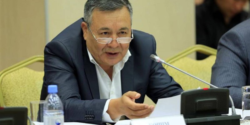 Б.Байбек назарына! Халықаралық жарысты Ресейдің мемлекеттік тілінде жүргізу не сасқандарың?.