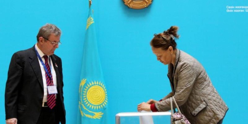 «Билік президент сайлауы кезіндегі тәуелсіз бақылаушылар қарсылығынан сабақ алды «.
