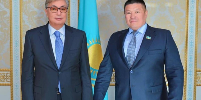 Басы дауға қалған депутат Тоқаевтың президент қызметін жоғары бағалады.