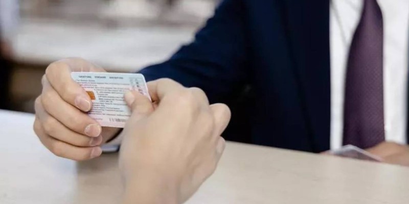 Шымкентте жүргізуші куәлігін заңсыз берумен айналысқан қылмыстық топ ұсталды.
