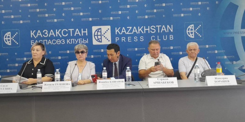 Алматылық кәсіпкерлер президенттен араша сұрайды.