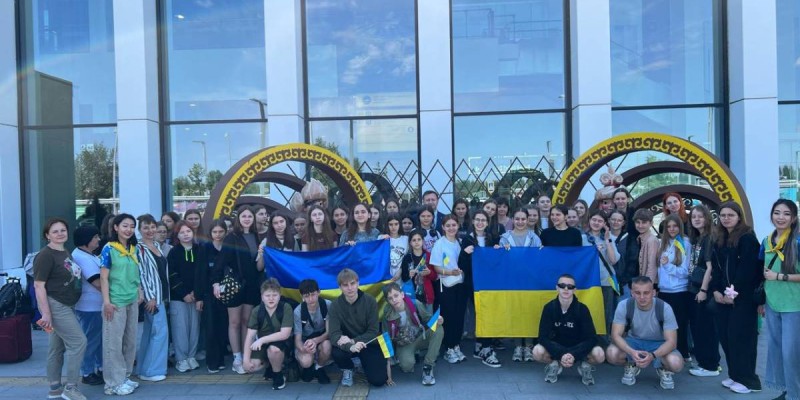 Украинадан келген 45 бала Қазақстанда демалуда.