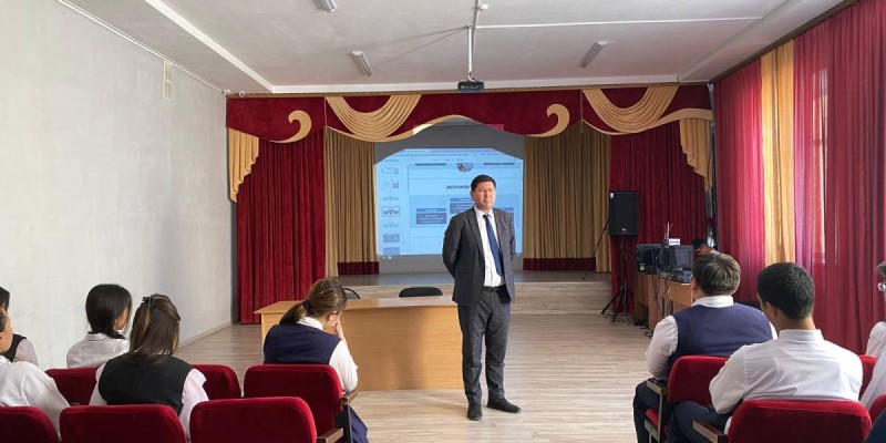 Республикалық ақпараттық-түсіндіру тобы Қарағанды облысында барды     .