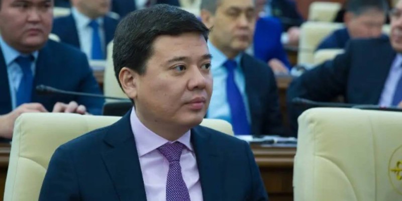 Бұрынғы әділет министрі Марат Бекетаев 9 жылға бас бостандығынан айырылды.