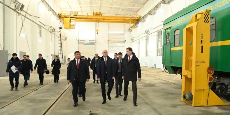 Роман Скляр Қызылордадағы вагон құрастыру зауытында болды.