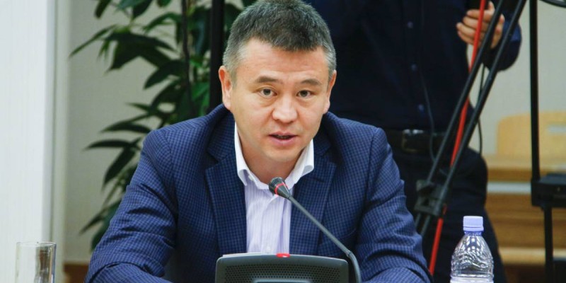 «Халықтың арасында жүрген сауатты адамдар Үкіметке шақырылса жақсы болар еді».