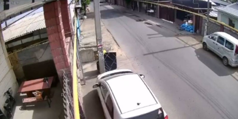 Алматыда үйде жарылыс болды,  үйінді астынан ер адамның мәйіті табылды.
