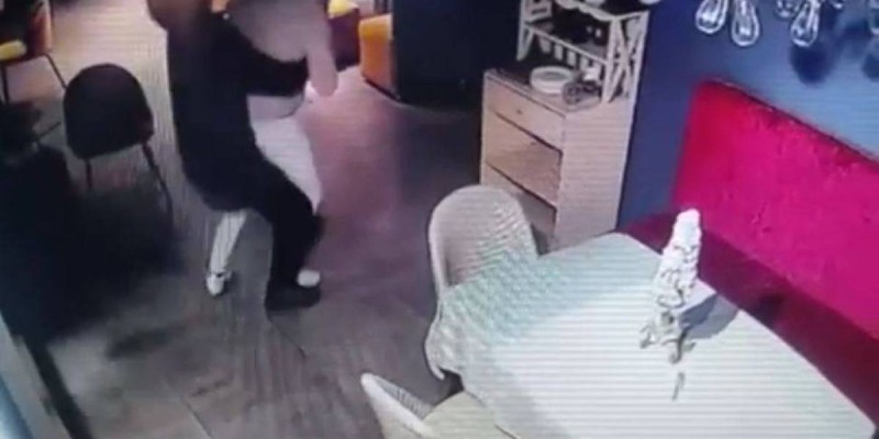 Алматыда өзгенің бизнесін бақылауына алмақшы болған ұйымдасқан қылмыстық топ ұсталды.