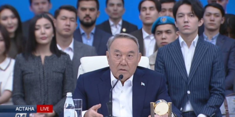 Н.Назарбаев: Аллаға шүкір, Қазақстан бәсекеге қабілетті елу елдің қатарына кірді (видео).