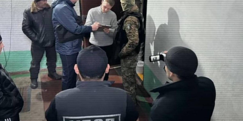 Қарағандыда ГОК қызметкерлері мен күзетшілері жанар-жағармай мен қосалқы бөлшектерді ұрлаған.