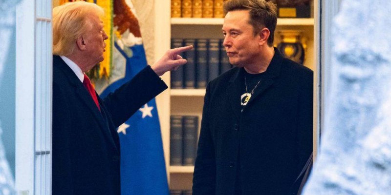 Трамп Маскты адамзат тарихындағы ең көп субсидия алған адам деді.