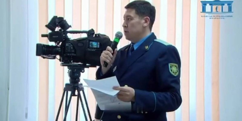 «Жедел жәрдем шақырыңдар!»: Сотта Шерзат Полатты өлтіру сәтінен видео көрсетілді.