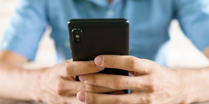 IMEI тіркеу: Халықты бақылау және цифрлық деректер базасының белгісіз жеке компанияға өтуі.