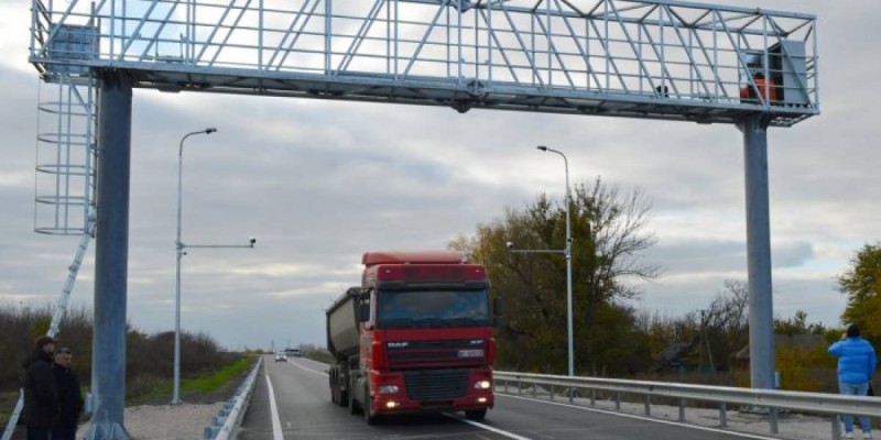 Астанада 280 жүк көлігінің жүргізушісі салмақ нормасын бұзған.