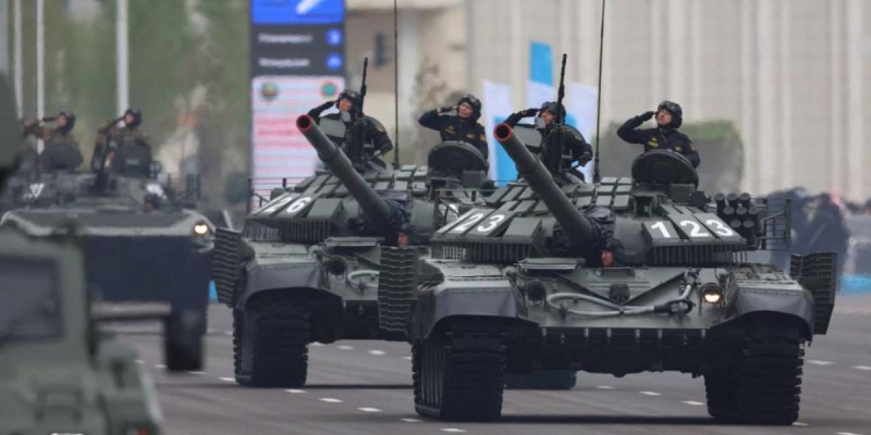 Астанадағы парадқа кімдер қатысады?.