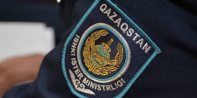 Алматыда бұрынғы полиция әйелін өлтірді деген күдікке ілінді.