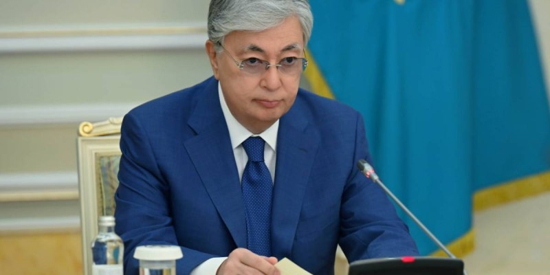 Күзде кадрлық ауыс-түйіс болады — Тоқаев.